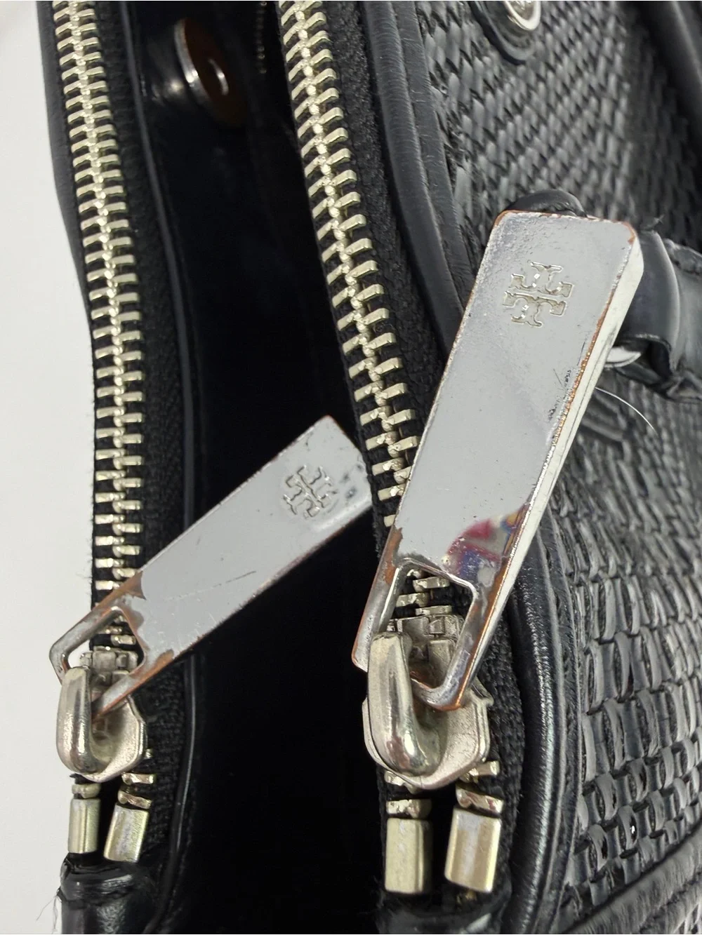 Tory Burch Robinson Black Basket Weave Leather Small Tote Satchel with Chain - Picture 9 of 16